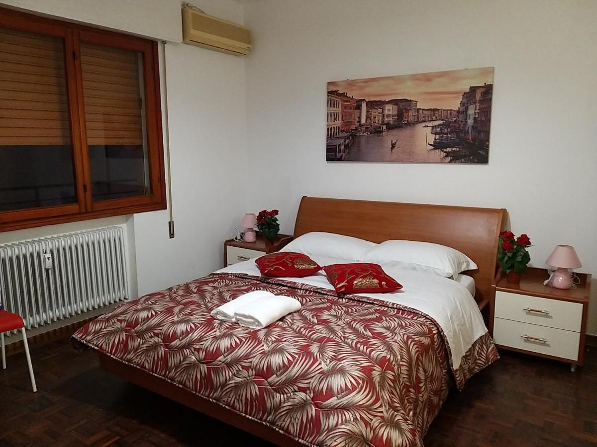 Venice Star House Marghera Eksteriør bilde